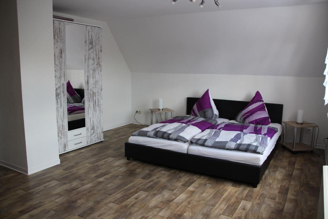 Landhaus "Zum Frosch" Kalbsrieth Buitenkant foto